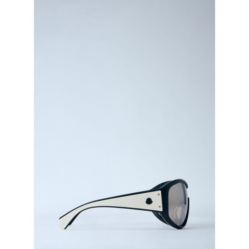 Moncler Men Protective Performance Sunglasses NWT - image 3